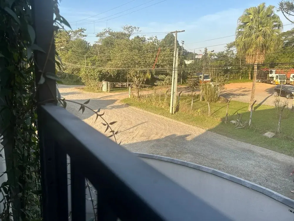 Geminado Casa 1 Alto Padrão  4 Quartos