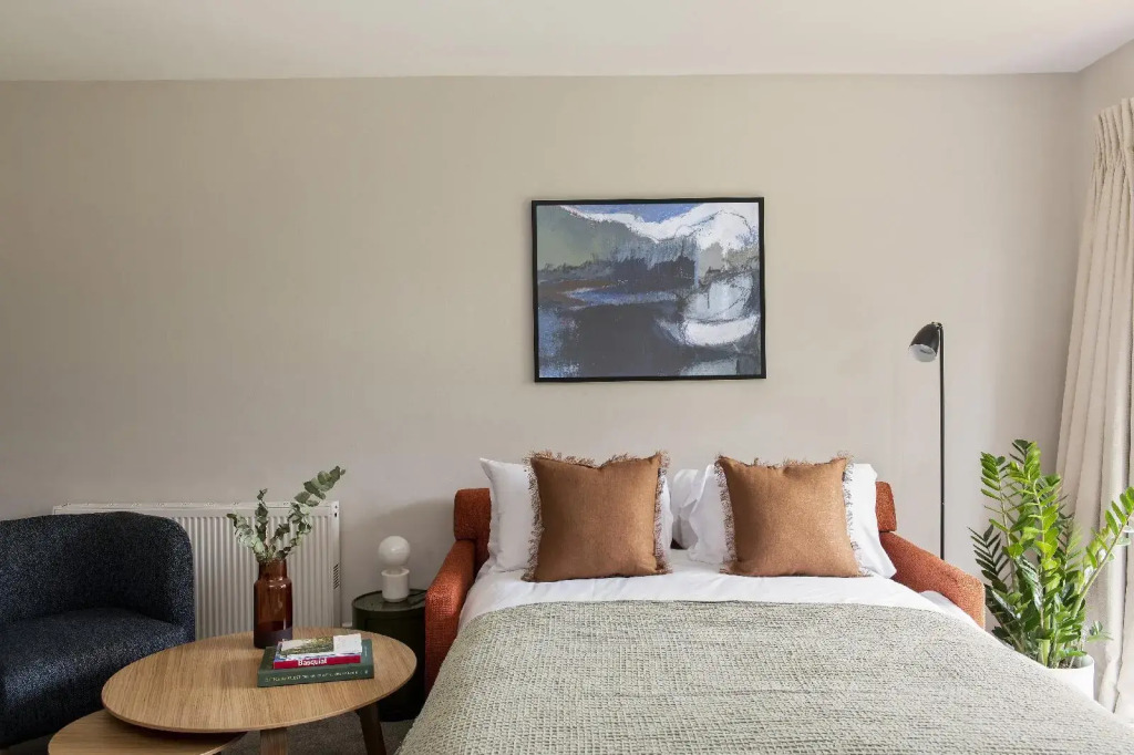 SACO Reading Castle Crescent