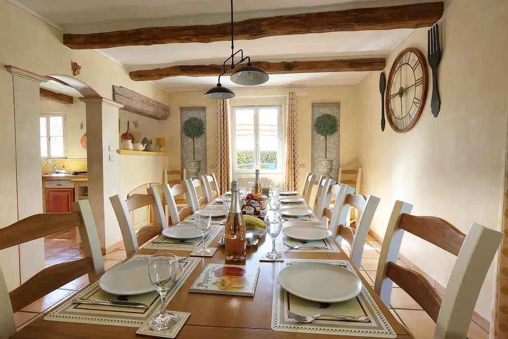 Villa Jas Fontaine by Villa Plus