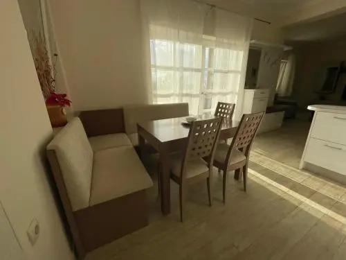 Apartment Ante