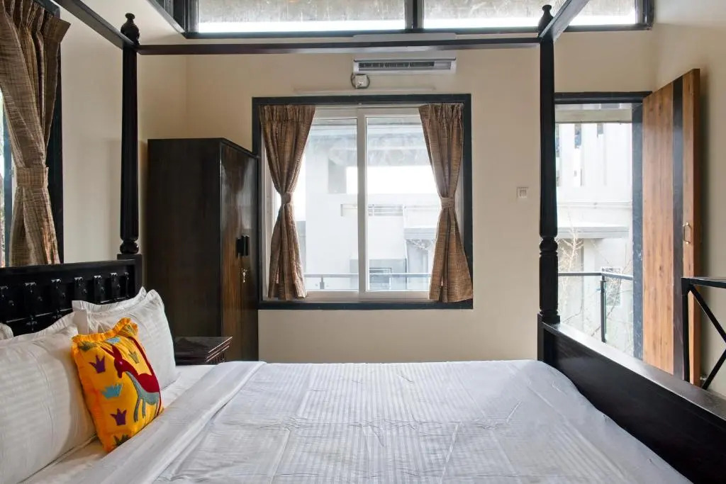SaffronStays The Fusion, Lonavala - pool villa with hip interiors and indoor games