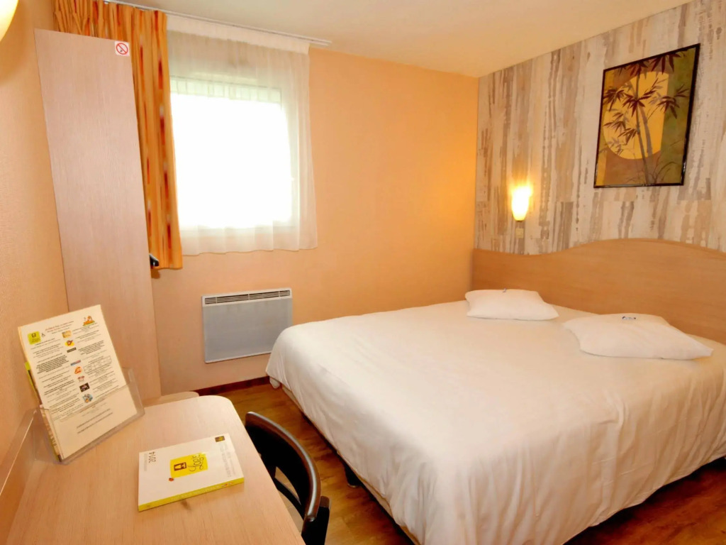 Logis Hôtel - Le Relais du Parisis