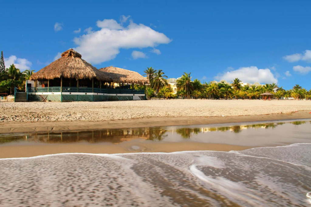 Telamar Resort