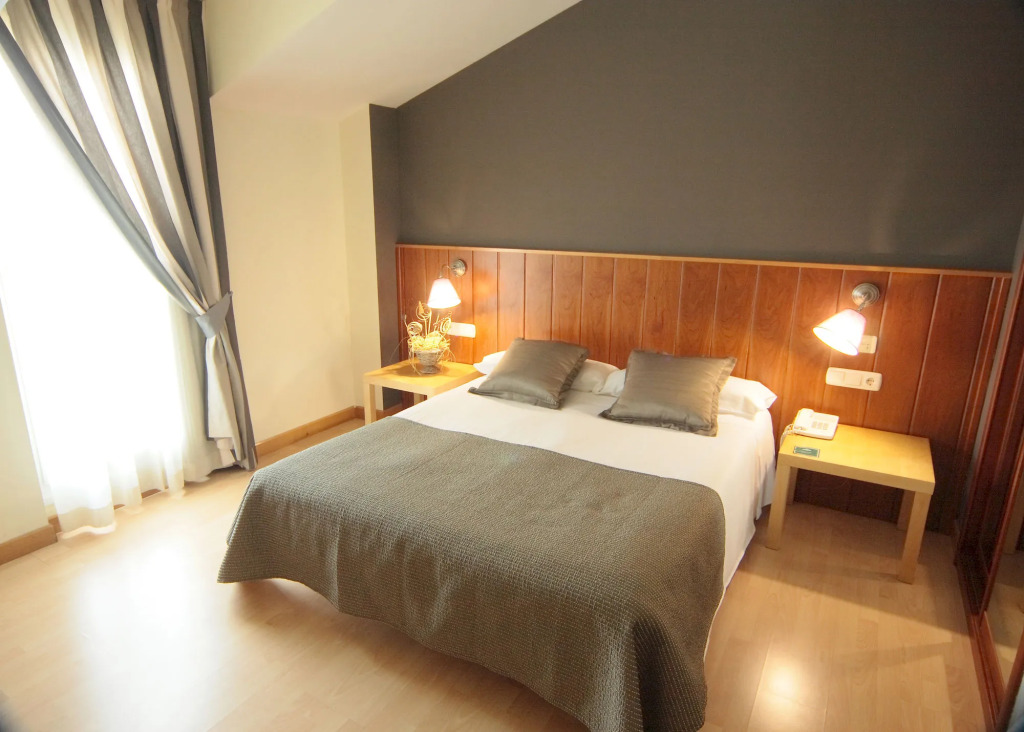 Hotel Iriguibel Huarte Pamplona