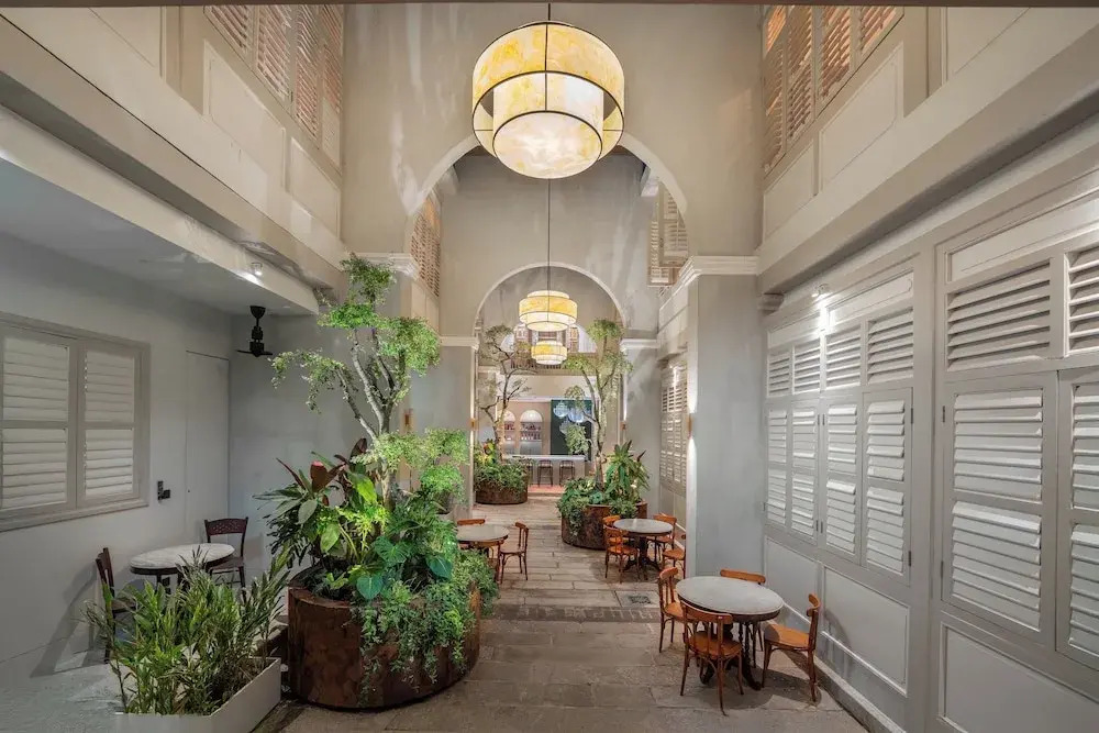 Cheong Fatt Tze - The Qing Suites
