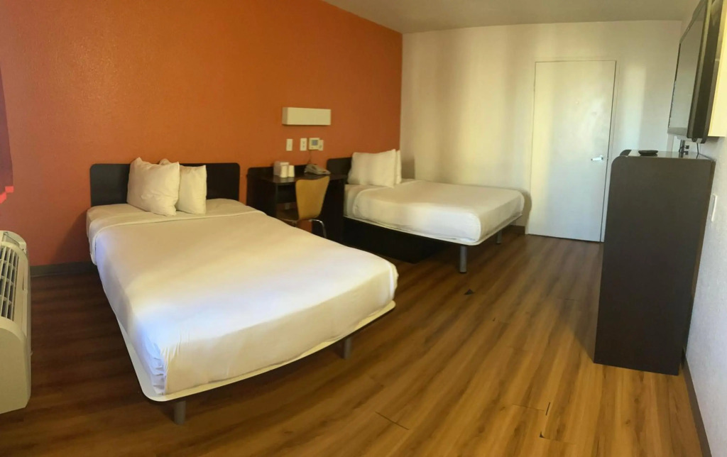 Motel 6-Austin, TX - North Central