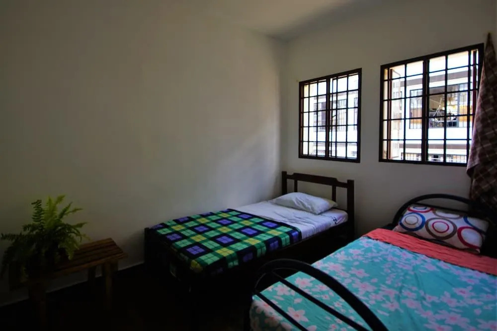 Hostal de la Pola - Hostel