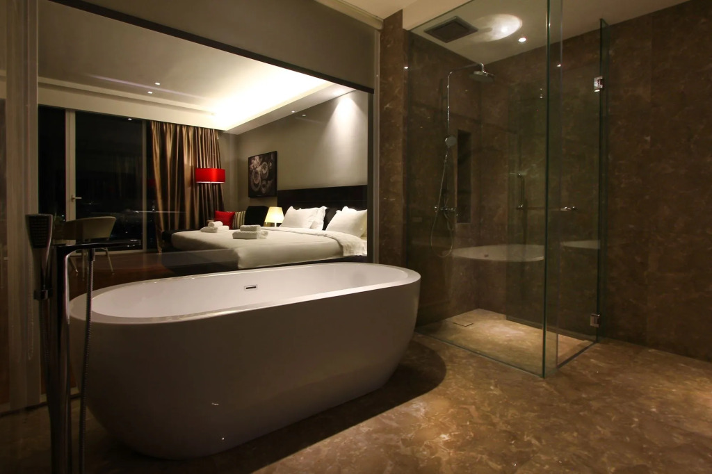 The Shore Hotel & Residences