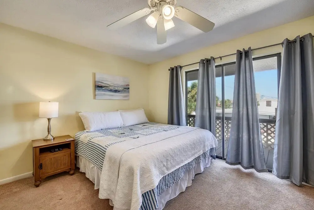Sea Esta by Book That Condo