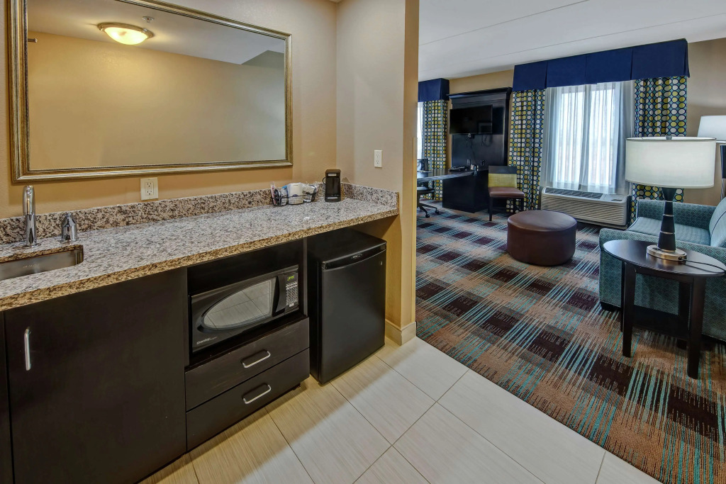 Hampton Inn & Suites Clarksville