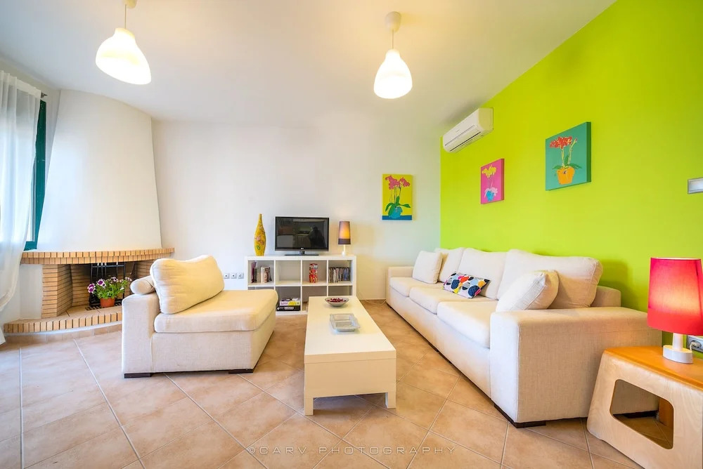 Fluo Seaside Apartment