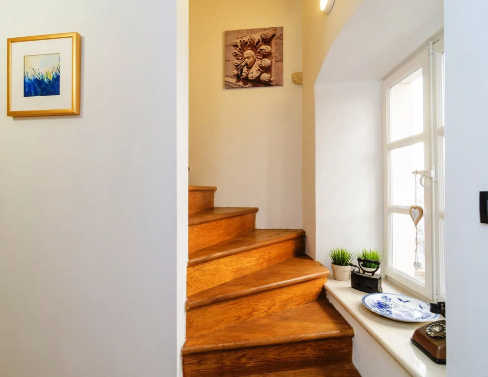 ART HOME ARTHUR by DuHomes