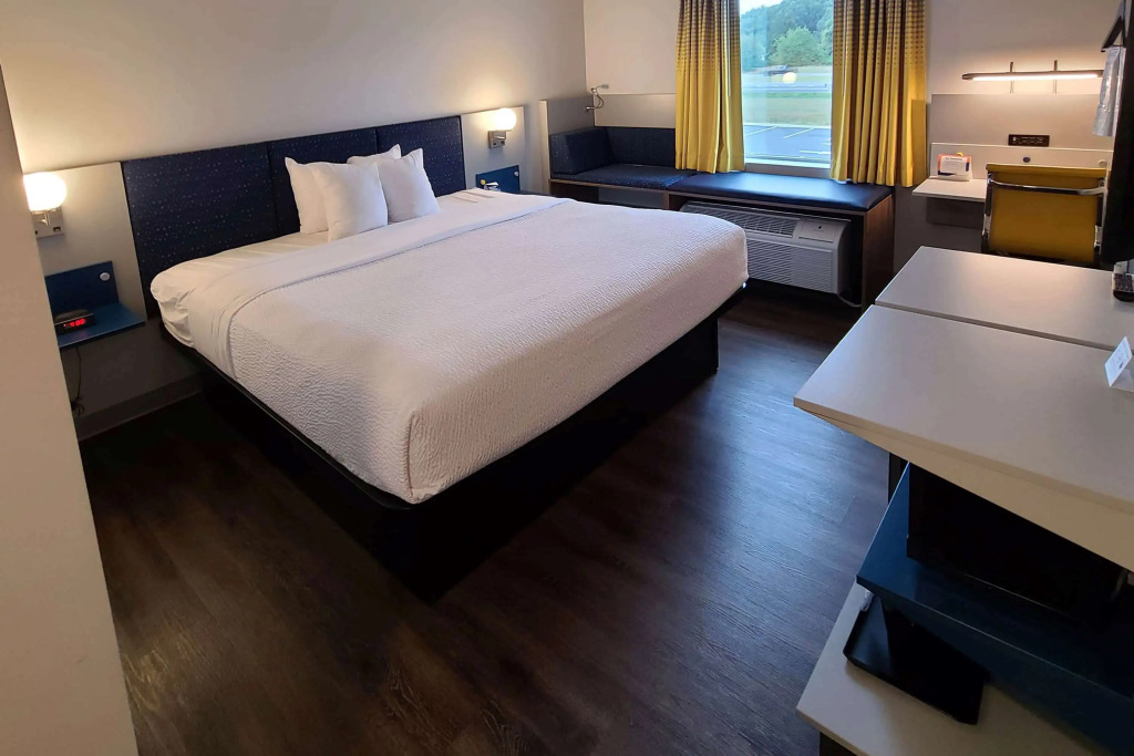 Microtel Inn & Suites by Wyndham Milford