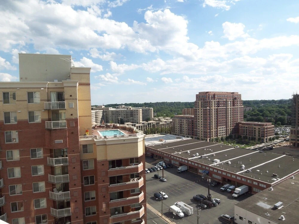 Luxury Apartments at Pentagon City center
