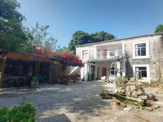 Beihai Weizhou Island See Gull Inn