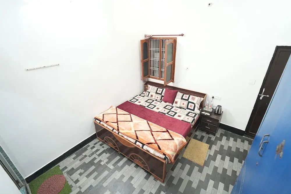 Kashi Homestay