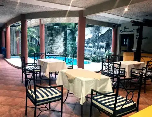 Hotel Campanario