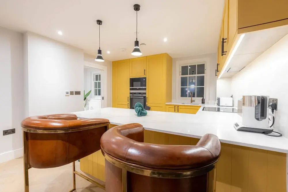 Three Bed Apts near Spitalfields Mkt