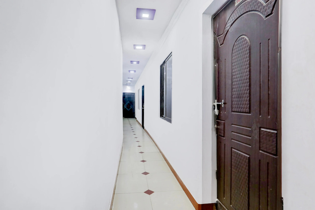 Hotel O Dwarka Formerly Hotel Shree