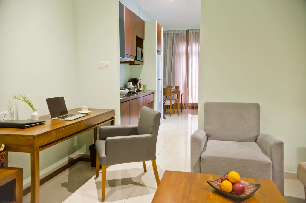Ocean Edge Suites & Hotel Colombo