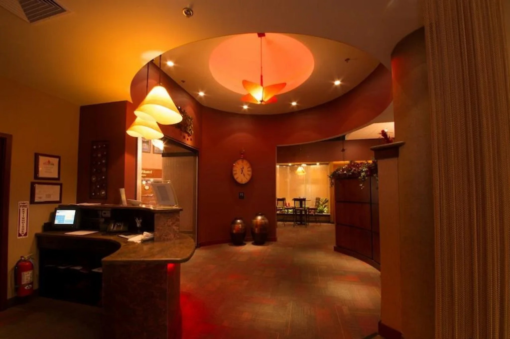 Clarion Hotel Philadelphia International Airport