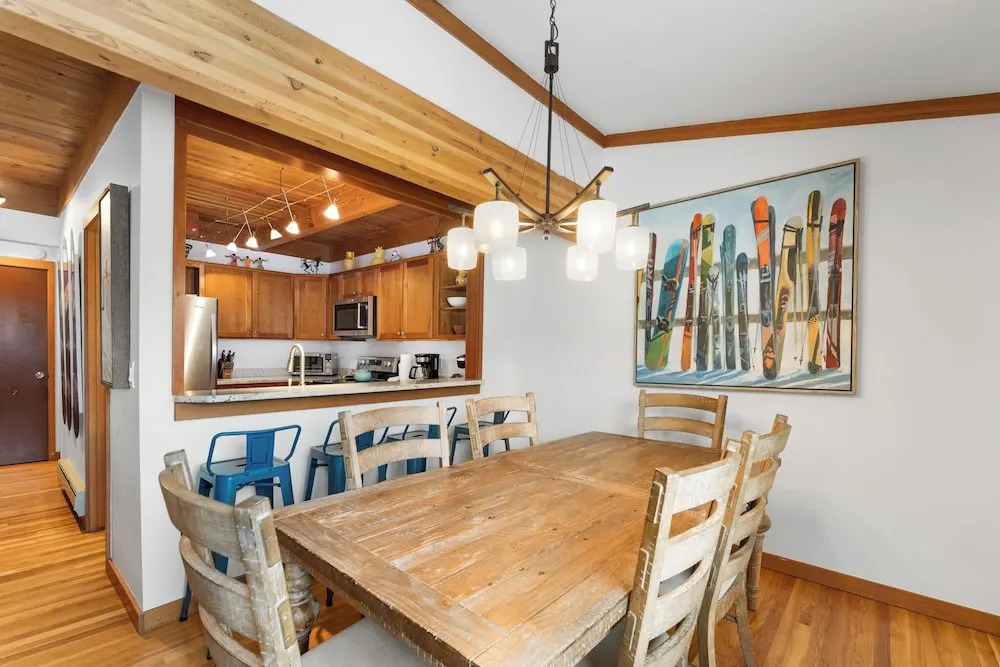 Tennis Townhome #1327 : 2, 225