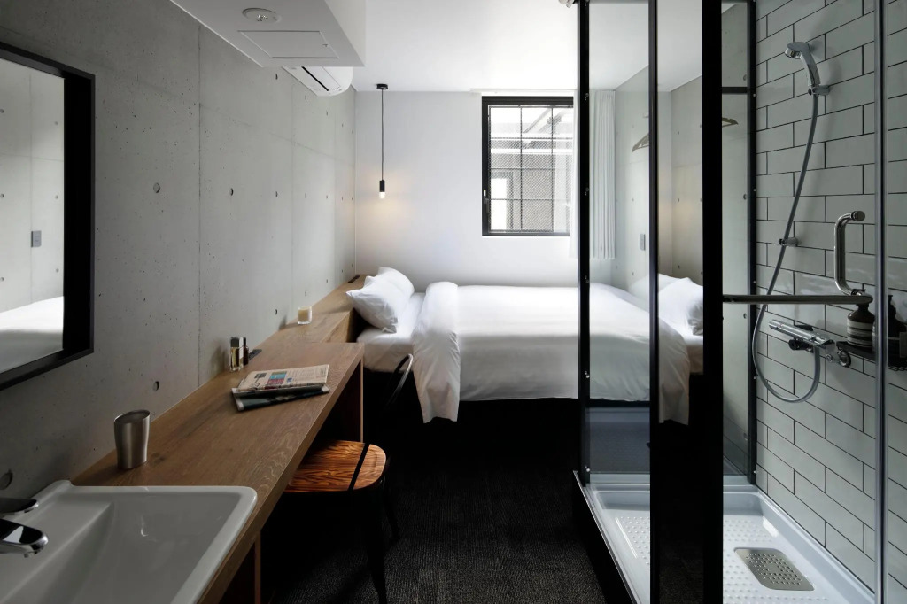 HOTEL CEN