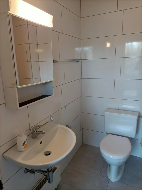 Studio lumineux bien placé en ville de Sion