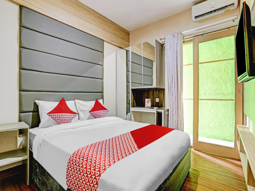 OYO 90261 Spring Residence