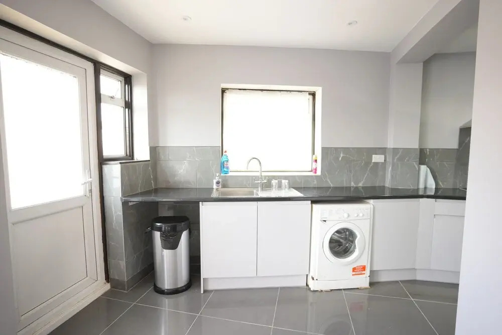 Westwick Gardens Retreat - 4 Bedroom House