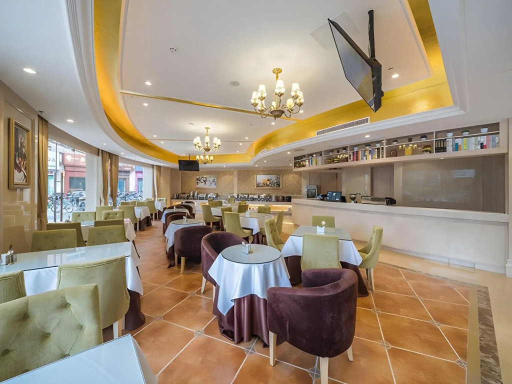 Vienna Hotel (Minhou University Town Boshihou)