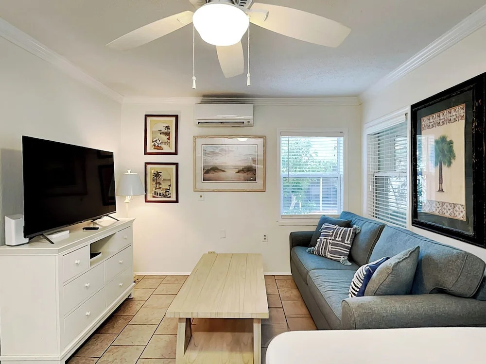 Captains Quarters B by Tybee Vacation Rentals