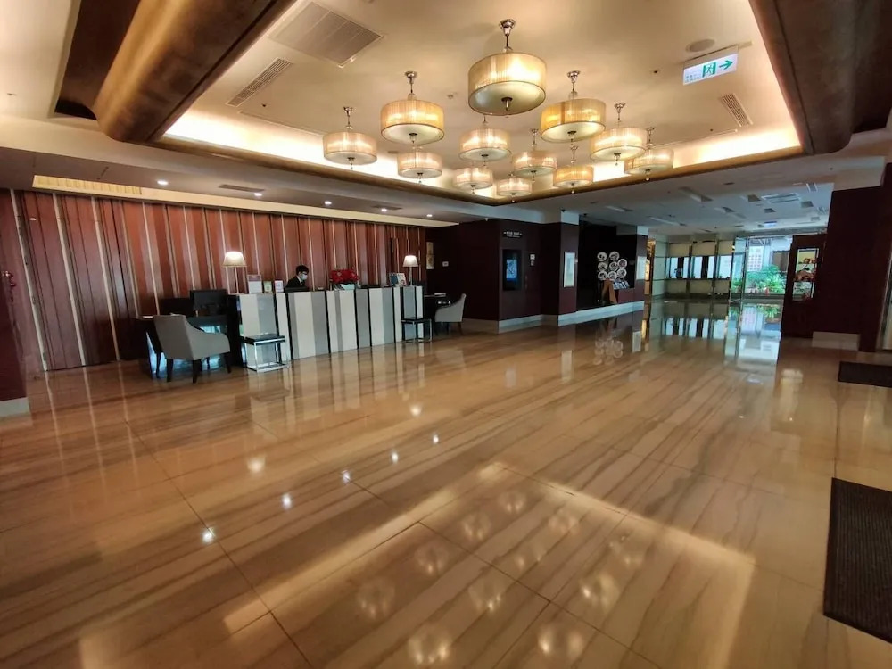 Urban Hotel33