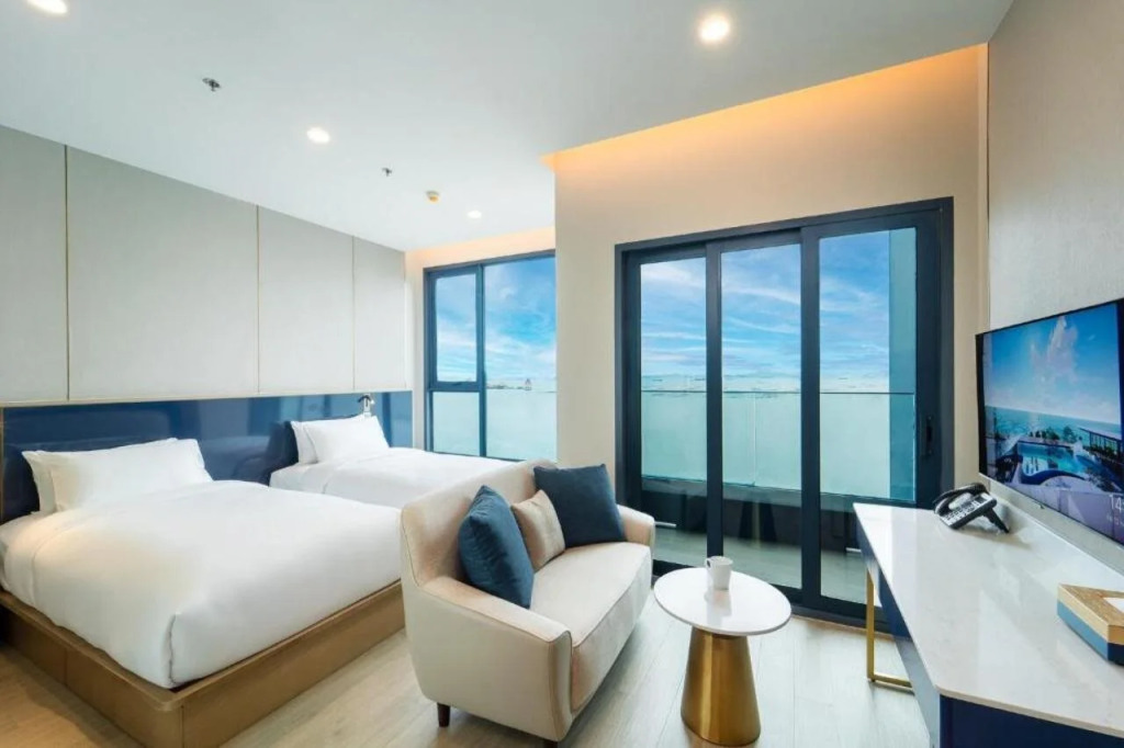 S Sriracha Hotel & Residence