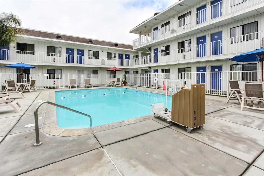 Motel 6 Salinas South - Monterey Area