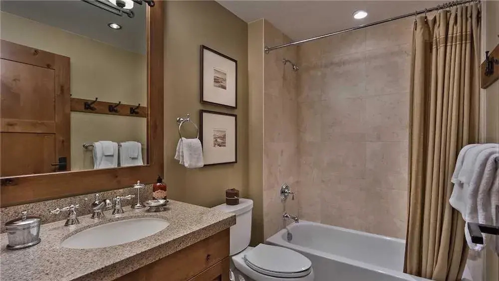 Heavenly Peak 310 4 BedroomCondo By Moving Mountains