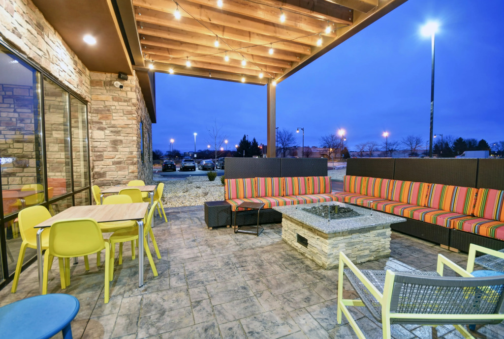 Home2 Suites By Hilton Beloit
