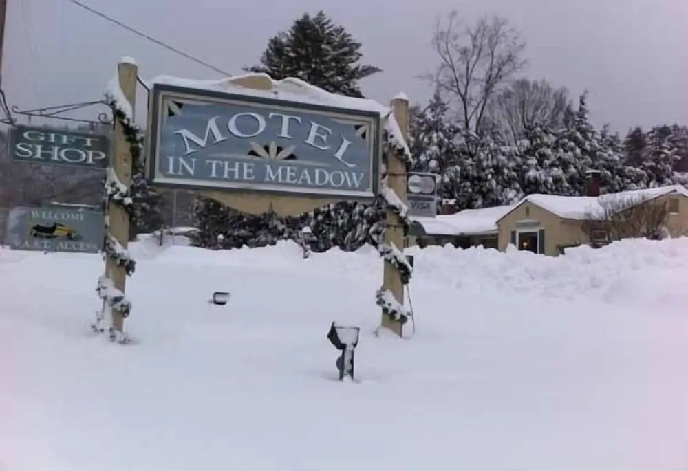 Motel in the Meadow
