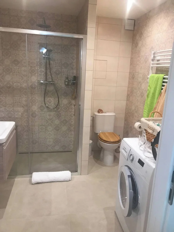 Lovely And Freshly Renovated Apartment In Praha 10