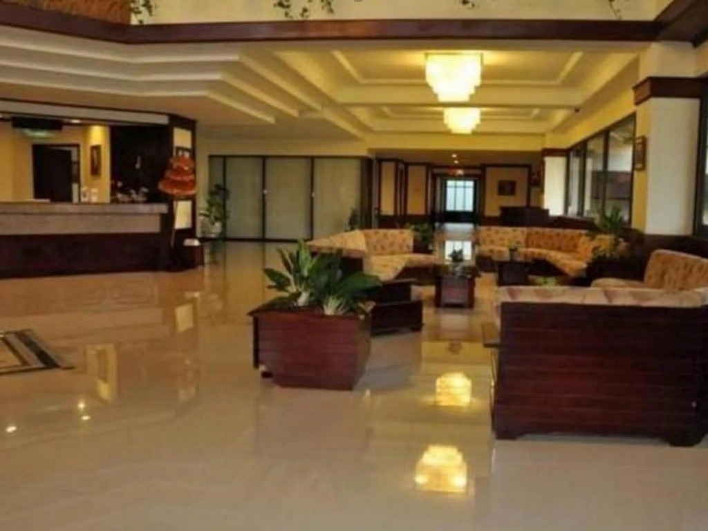 Queen Garden Hotel