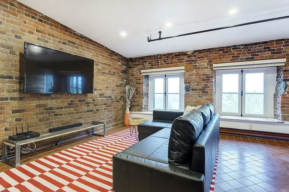 Charming Apartment on St-Paul street by Hometrotting
