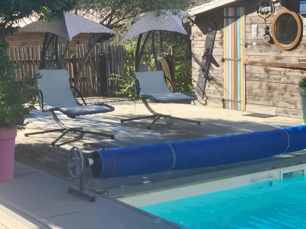 GITES O FIL DE LEAU piscine spa accès rivière