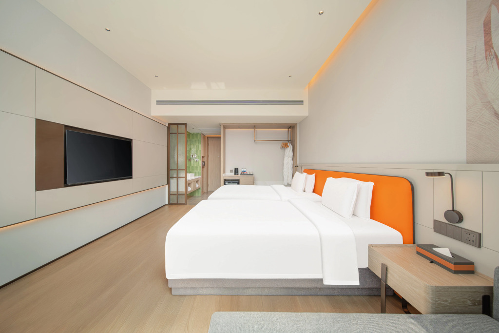 Holiday Inn Zhuhai City Center by IHG