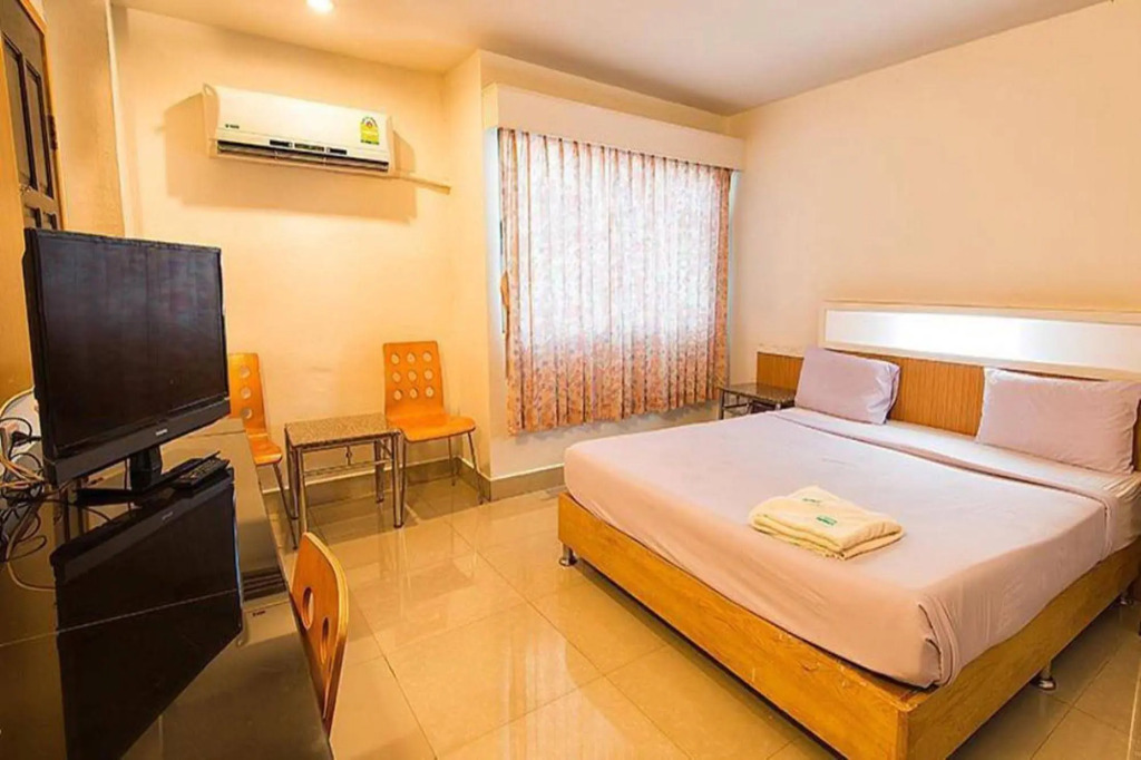 Satit Hotel