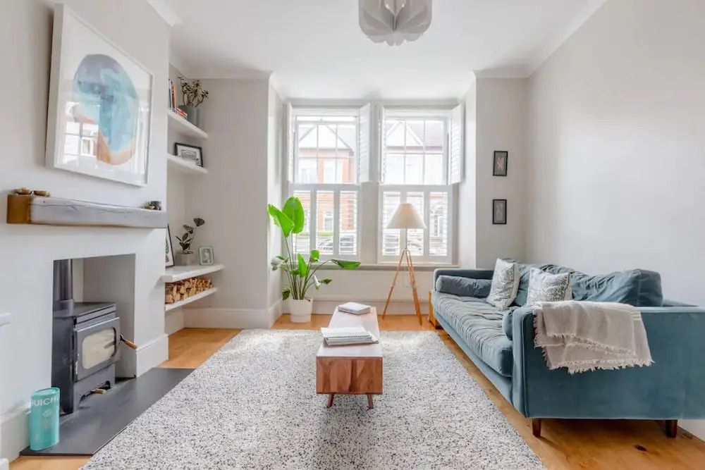 Spacious 2 Bedroom Home in Lewisham
