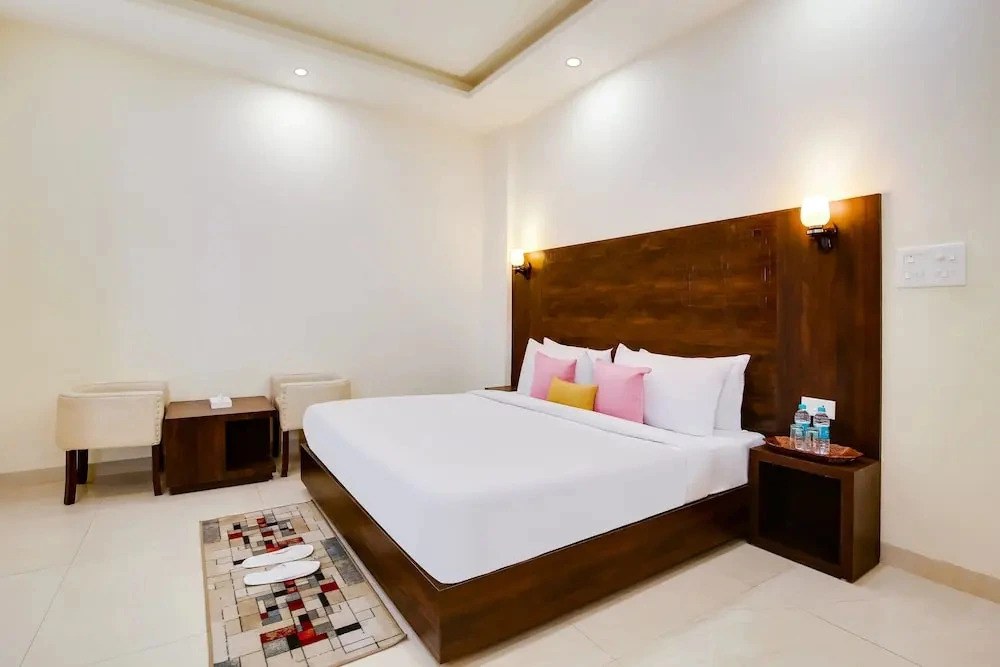 Hotel Laxmi Heights