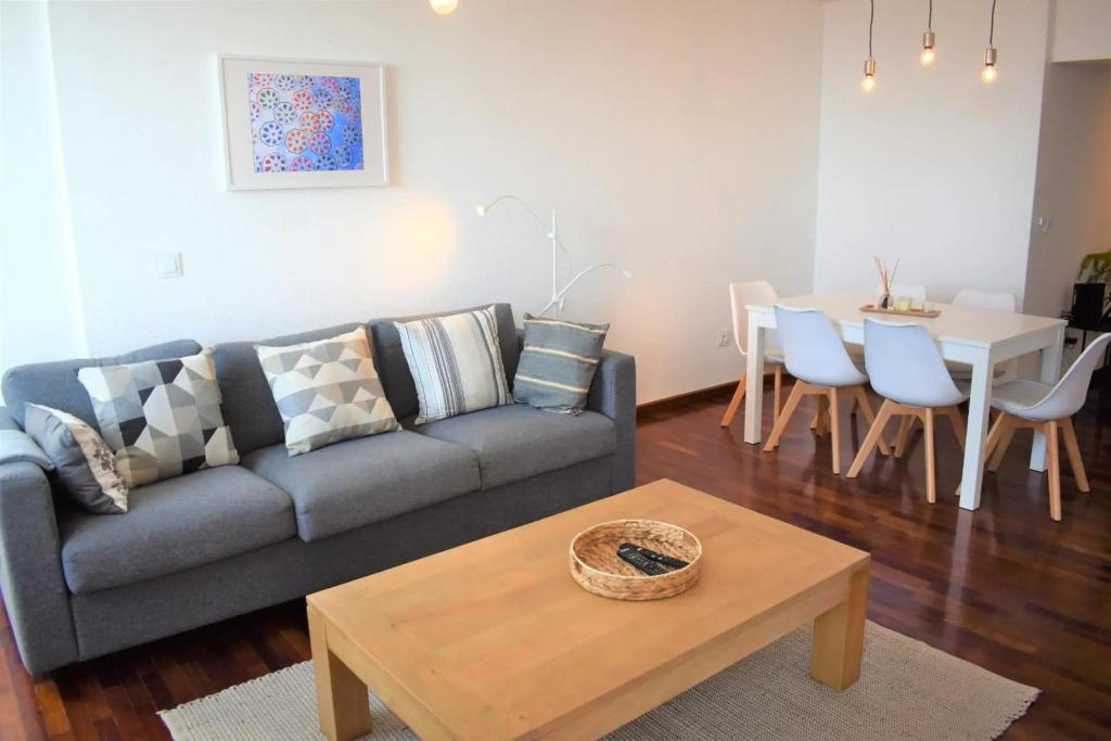Madeira, 3 bedroom apartment with ocean views in Funchal