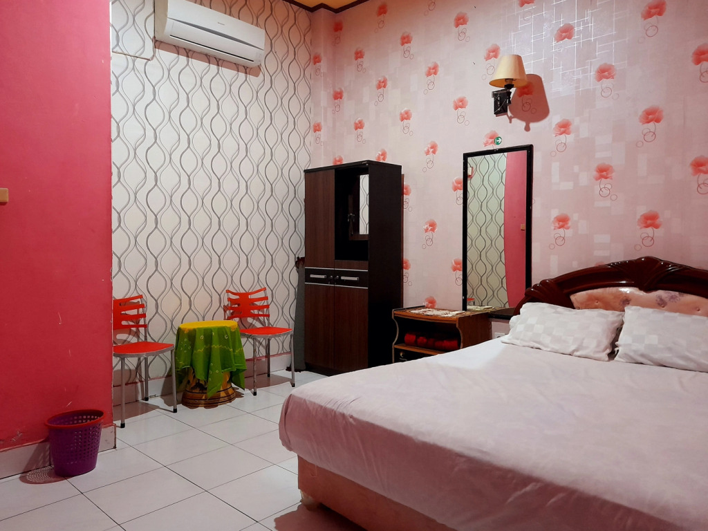 Hotel Rosichan Bau Bau Mitra RedDoorz