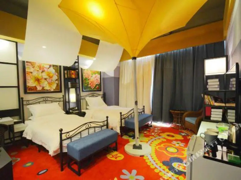 Happy Inn (Zhengzhou Zhongzhou Avenue)