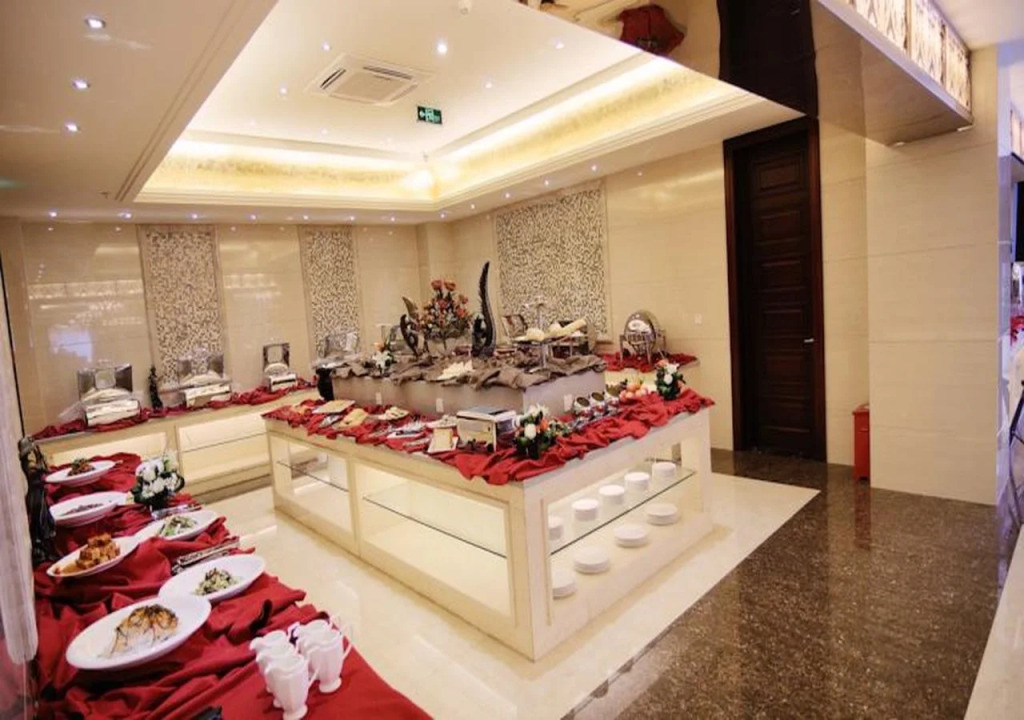 For Star Hotel Renmin North Road